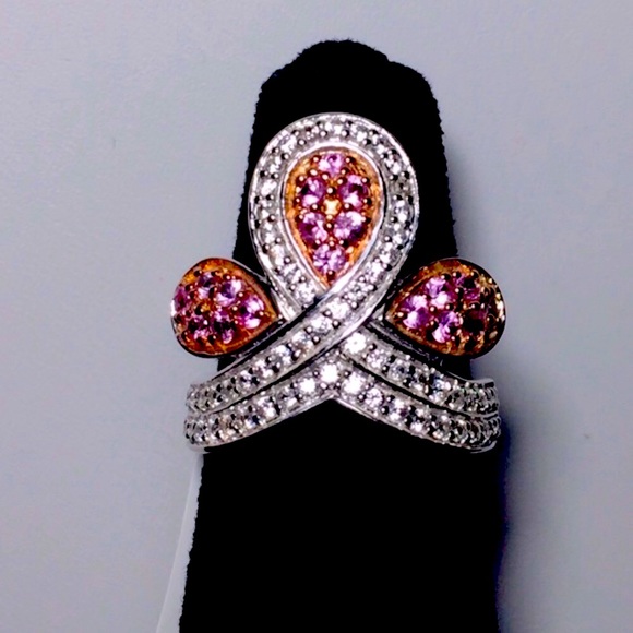FLASH SALE. 1 HOUR. THIS IS A BUBBLE GUM PINK RING - Picture 15 of 15